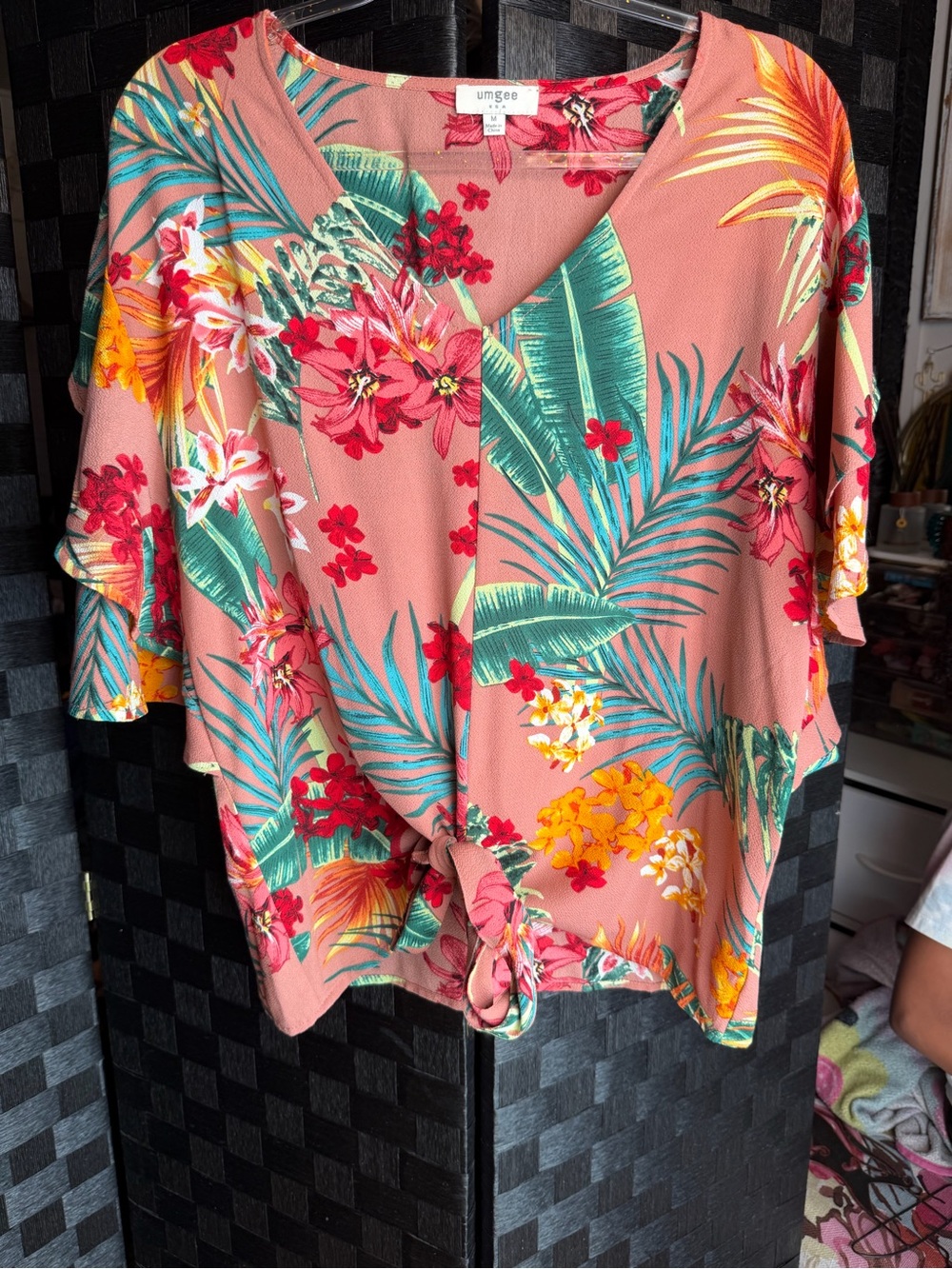Umgee Coral Pink Tropical Knot-Front V-Neck Blouse
